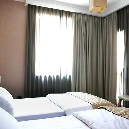 Adorn - Handwritten Collection Hotel